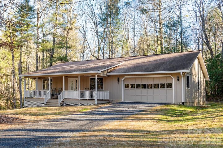 Property Photo:  55 English Ivy Lane  NC 28790 