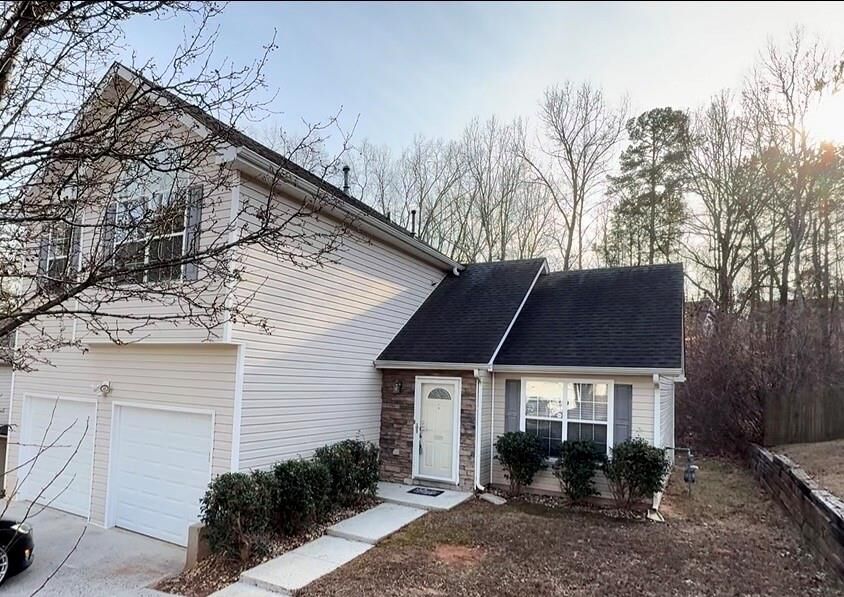 Property Photo:  2945 Highland Hill Parkway  GA 30135 