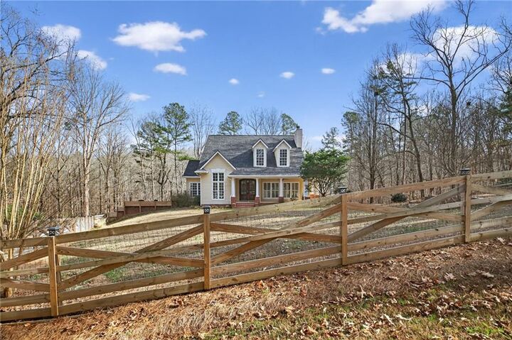 Property Photo:  135 Oakland Court  GA 30176 