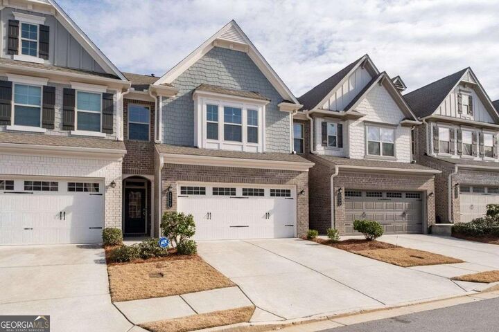 Property Photo:  2079 Lanier Harbor Pointe  GA 30518 