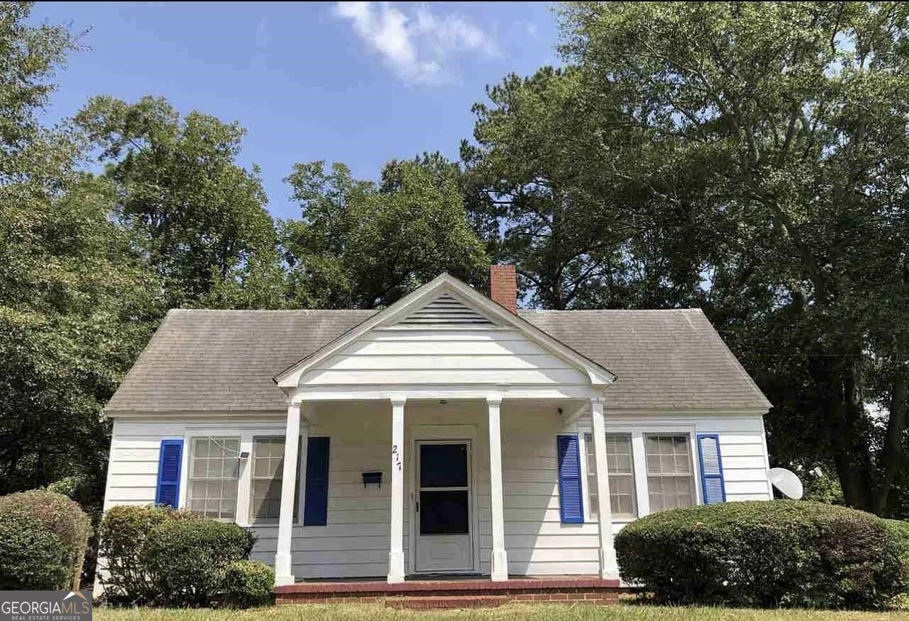 Property Photo:  217 Oak Street  GA 31030 