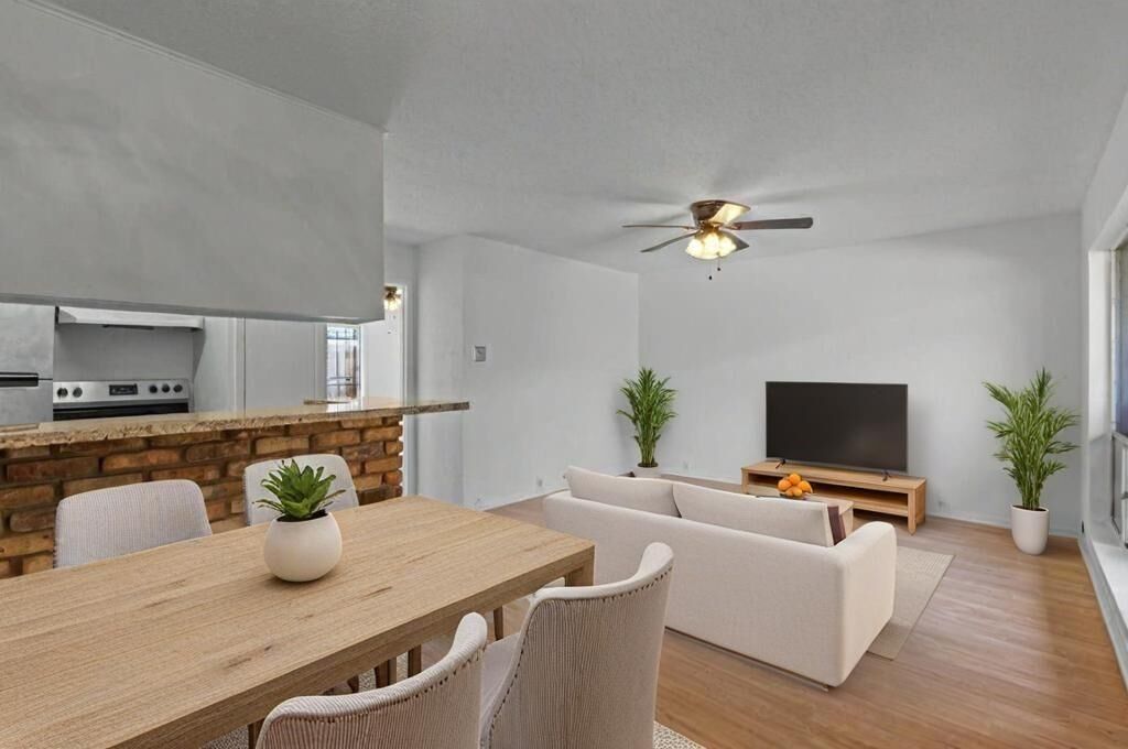 Property Photo:  1849 Marshall Street 9  TX 77098 