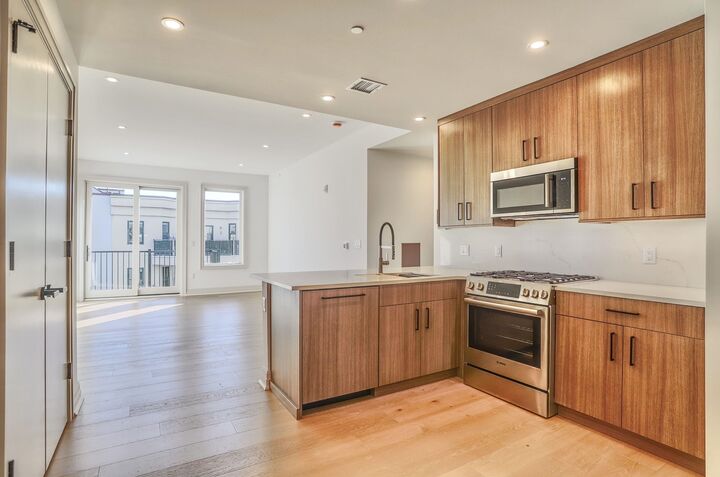 Property Photo: 921 Madison St 502 NJ 07030