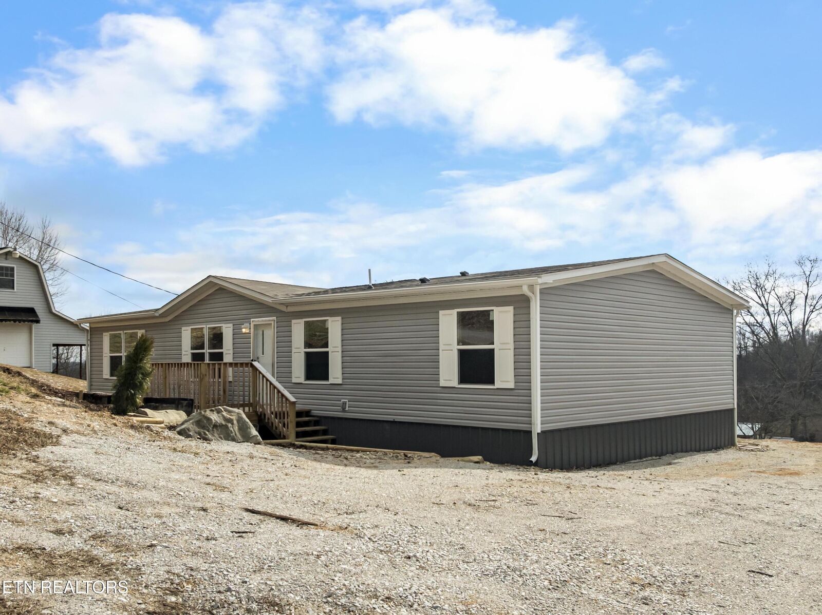 Property Photo: 110 Cumberland Overlook Lane TN 37757