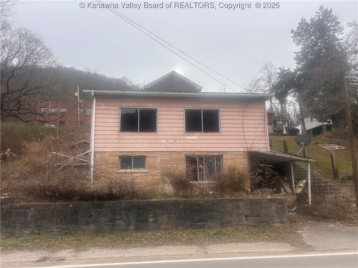 Property Photo:  27394 2nd Avenue  WV 25102 