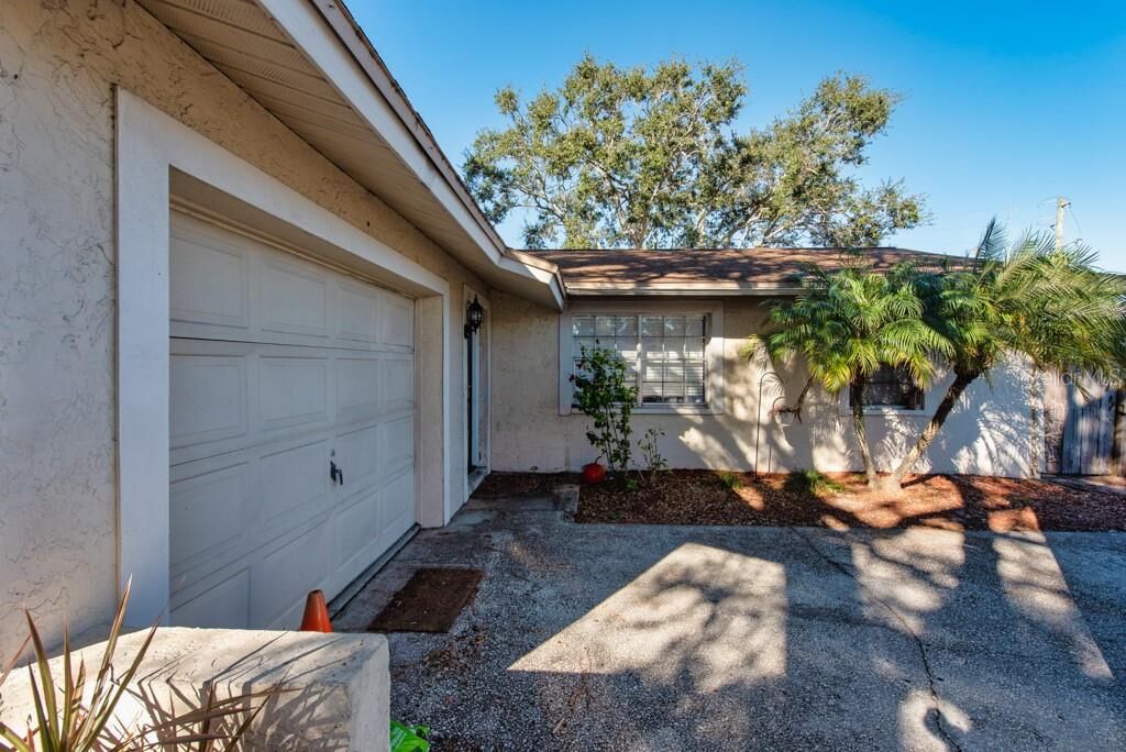 Property Photo:  12897 83rd Avenue  FL 33776 