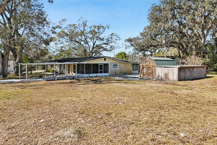 Property Photo:  33137 Cercelia Road  FL 33523 
