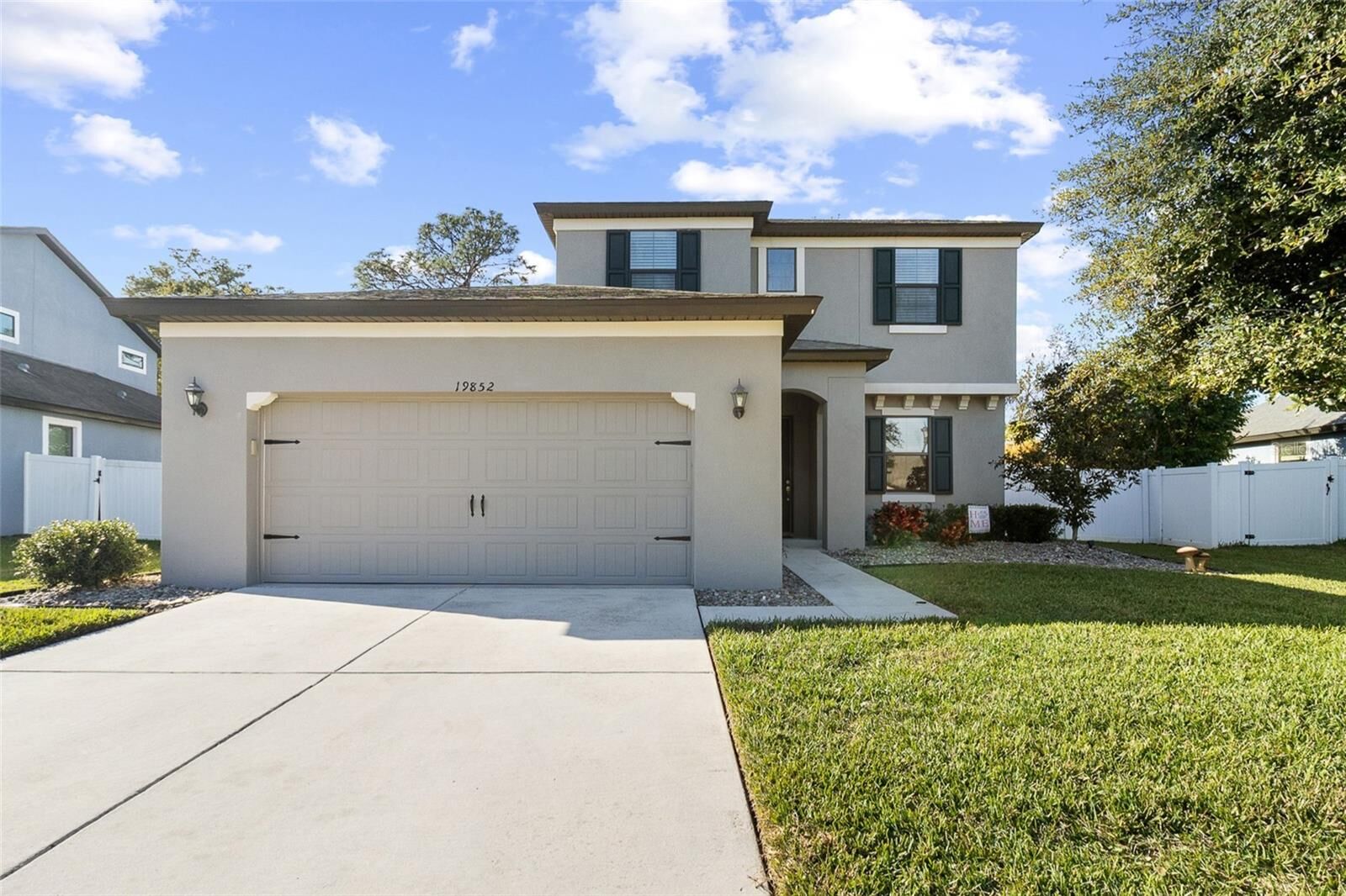 Property Photo:  19852 Lonesome Pine Drive  FL 34638 