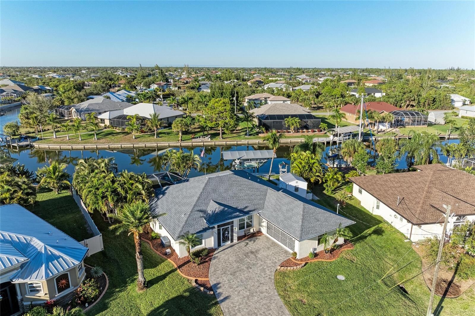 Property Photo:  14968 Lyneburg Avenue  FL 33981 