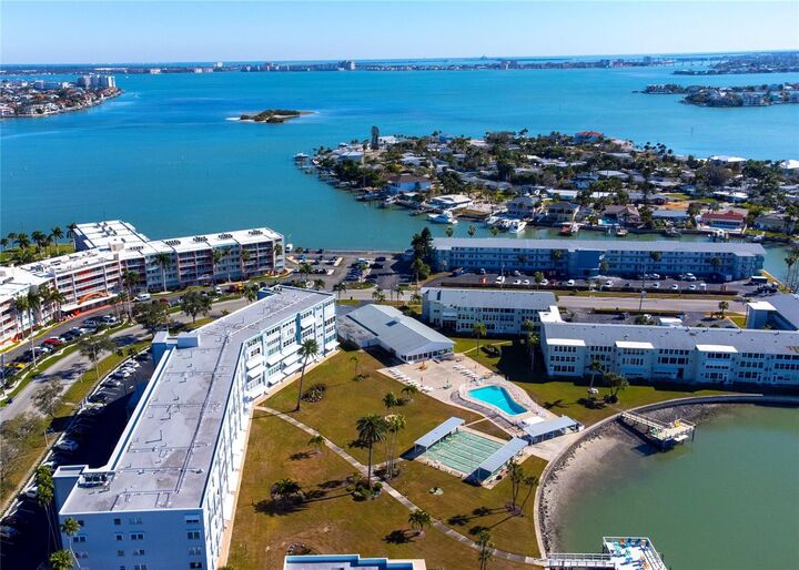 Property Photo: 1847 Shore Drive S 204 FL 33707