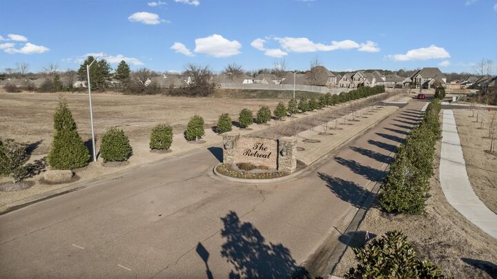 Property Photo: 7216 Belle Manor Dr MS 38654