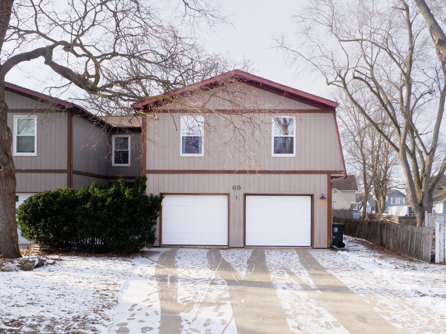 Property Photo:  69 Monroe Street  IL 60543 