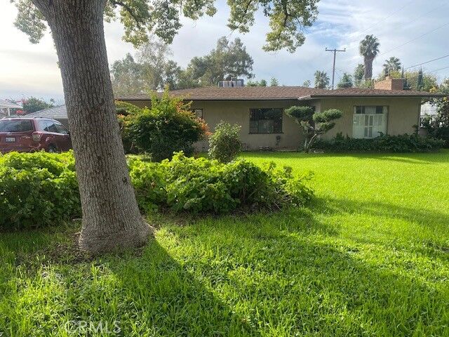 Property Photo:  191 E Marshall Boulevard  CA 92404 