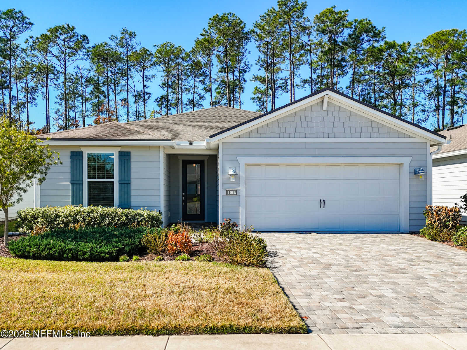Property Photo: 11012 Town View Drive FL 32256