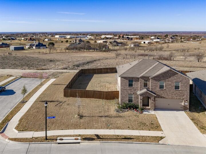 Property Photo:  186 Dogwood Avenue  TX 76078 