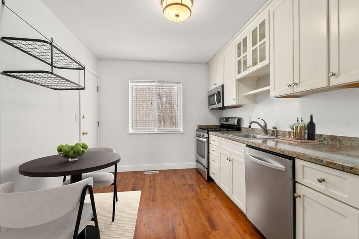 Property Photo:  12 Bayberry Dr 2  MA 02067 