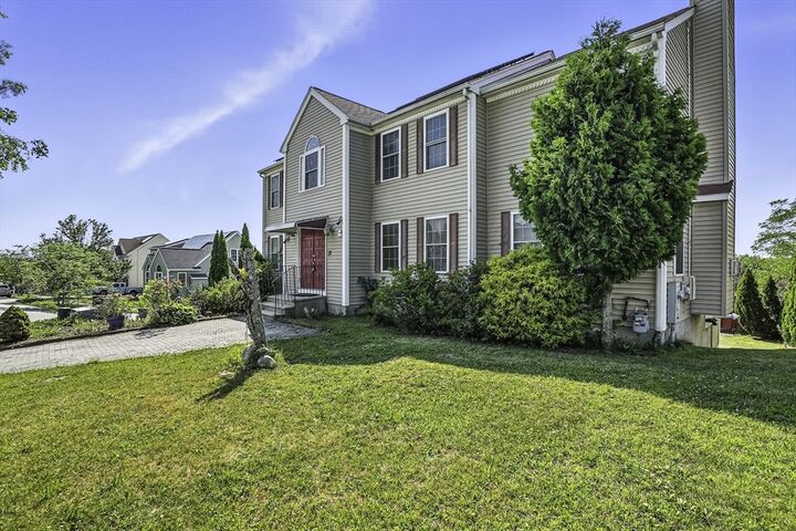 Property Photo: 37 Mohave Rd MA 01606