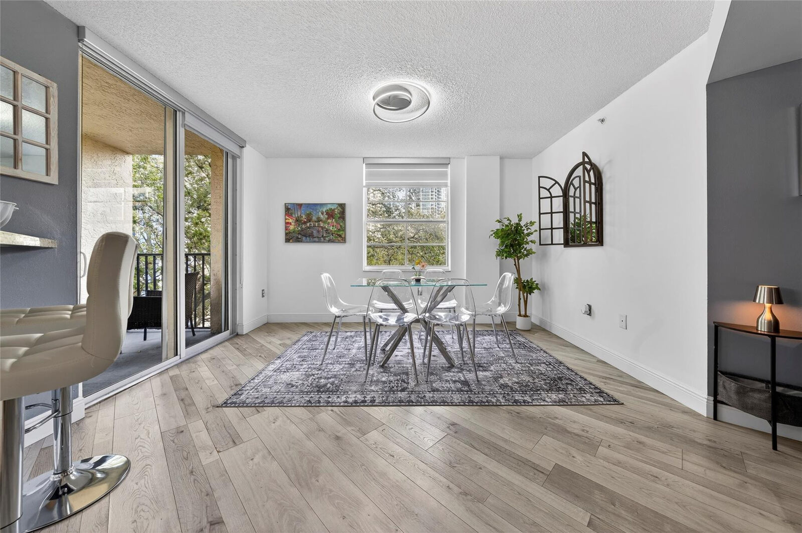 Property Photo: 520 SE 5th Avenue 2404 FL 33301