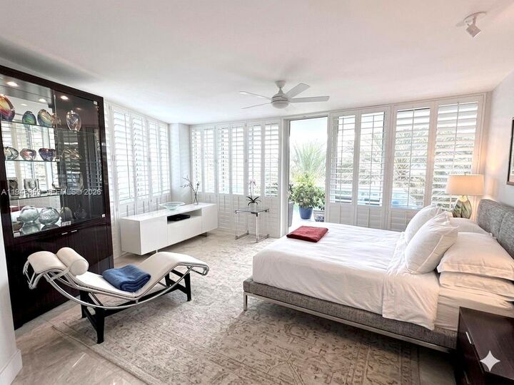 Property Photo:  1000 S Pointe Dr 308  FL 33139 