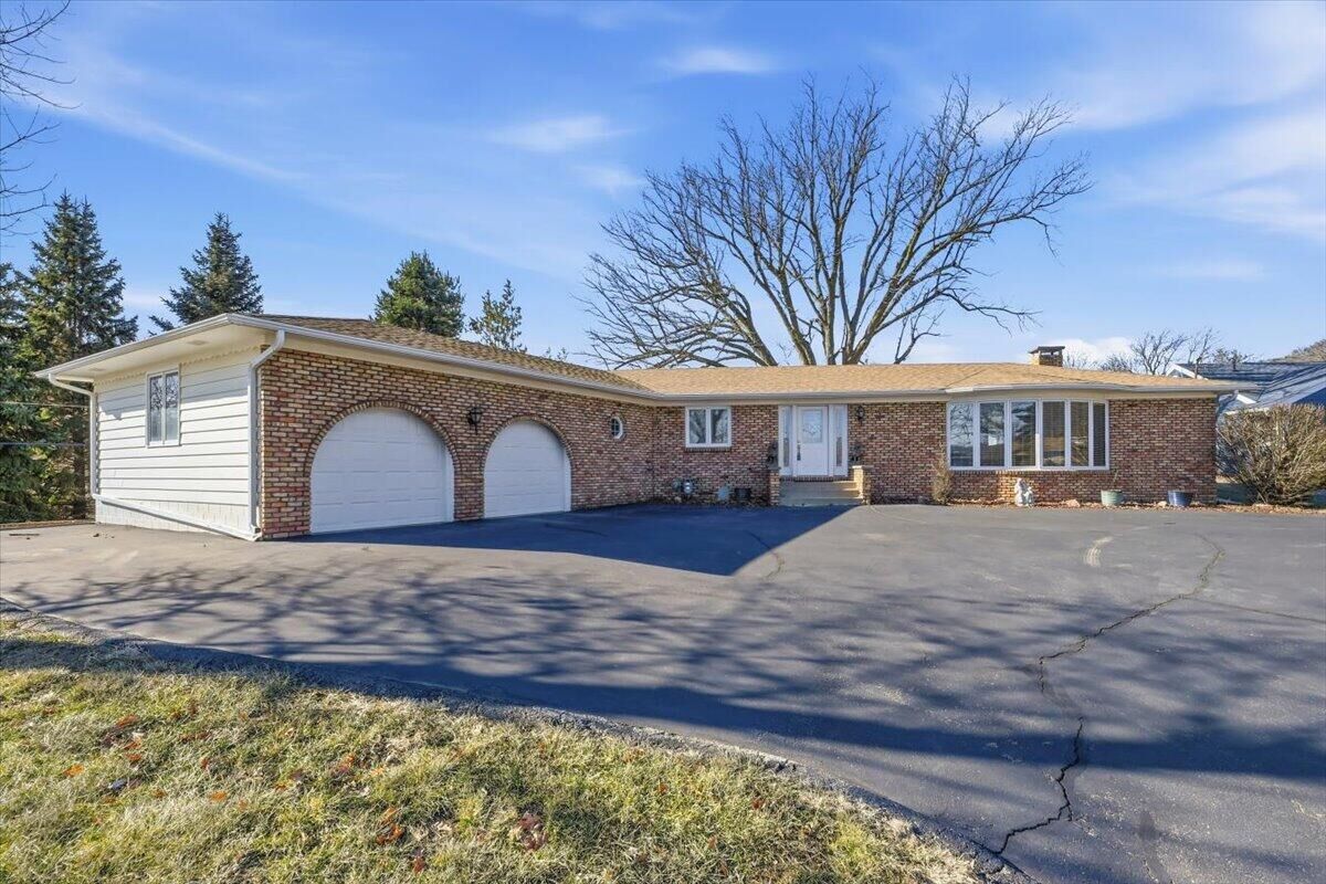 Property Photo:  1648 Madison  Avenue  IA 51503 