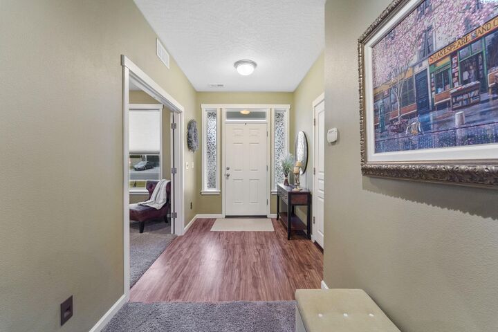 Property Photo:  6102 Westmoreland Ln  WA 99301 