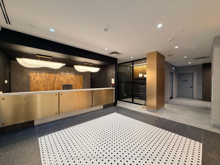 Property Photo:  5 Lakeview Avenue 701  ON M6J 0H3 