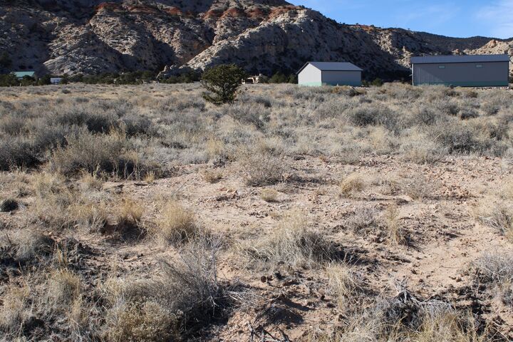 Property Photo:  140 E Teasdale Rd  UT 84773 