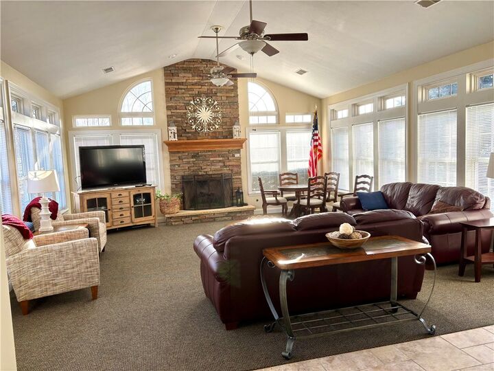 Property Photo:  516 Madison Blvd  PA 15042 