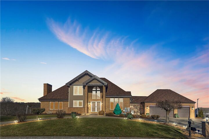 Property Photo:  204 S Links Avenue  PA 16001 