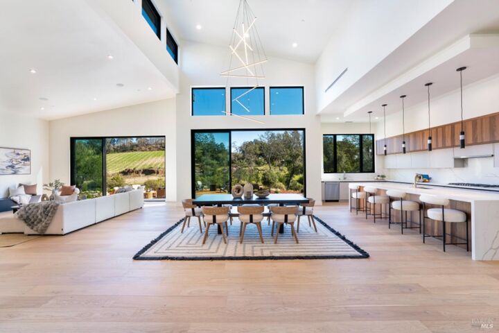 Property Photo:  1890 Lawndale Road  CA 95452 