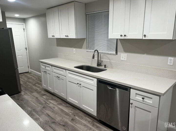 Property Photo: 217 F Street CA 93268