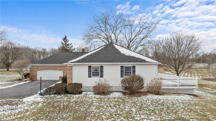 Property Photo:  54 Snell Road  NY 14456 