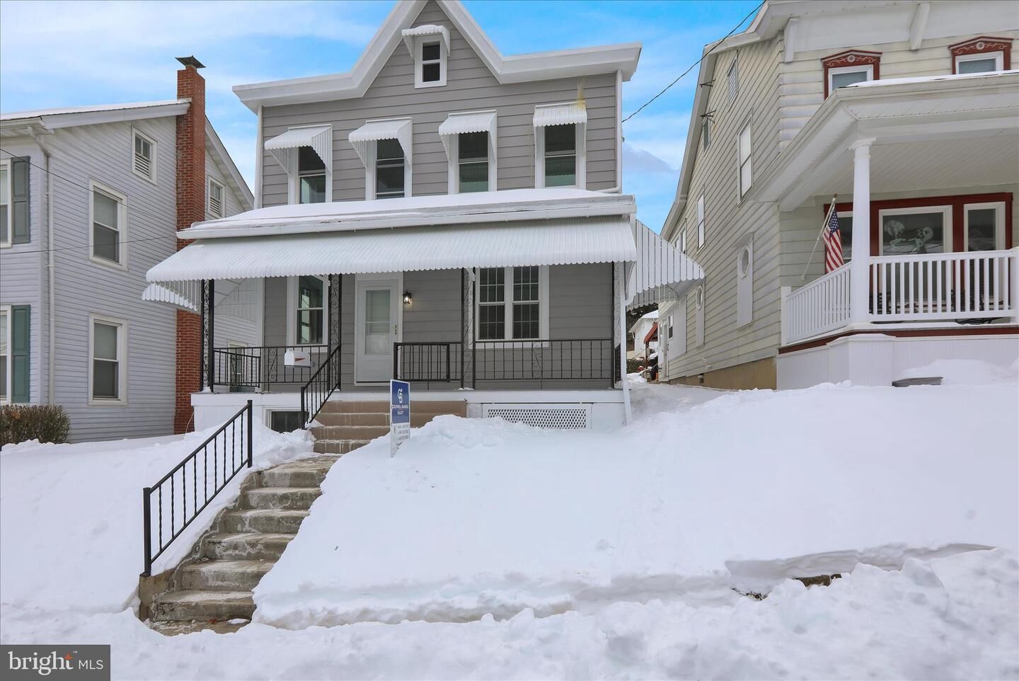 Property Photo:  42 Chestnut Street  PA 19540 