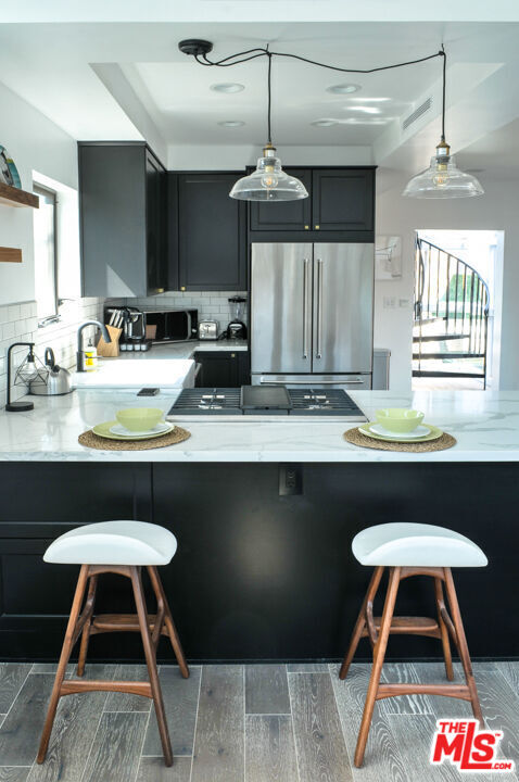 Property Photo:  715 N El Centro Ave  CA 90038 