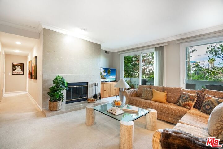 Property Photo:  11535 Rochester Ave  CA 90025 