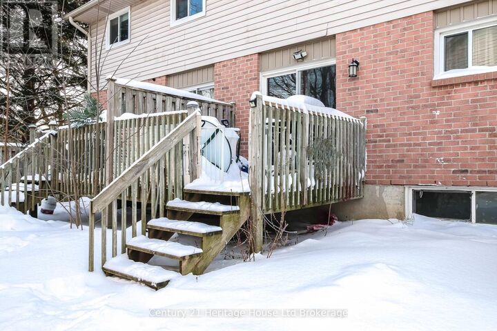Property Photo: 80 Hiawatha Road 43 ON N4T 1R1