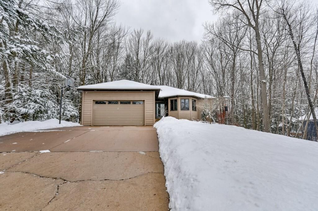 Property Photo:  227238 Cliffside Court  WI 54401 