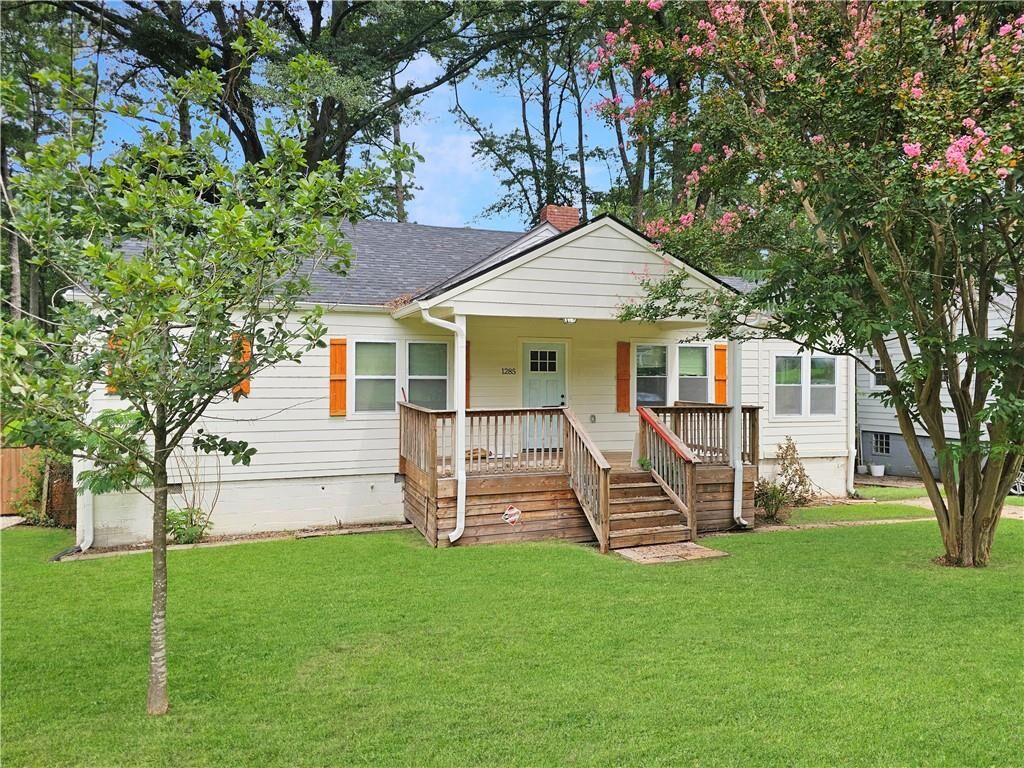 Property Photo:  1285 Avon Avenue SW  GA 30310 