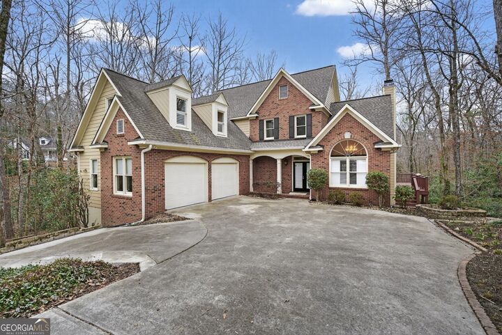 Property Photo:  208 Huntington Court  GA 31210 