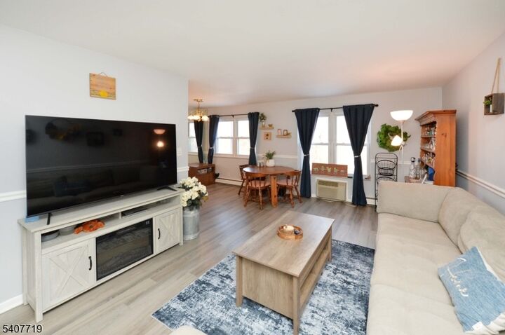 Property Photo:  100 Pierson Miller Dr 4  NJ 07442 