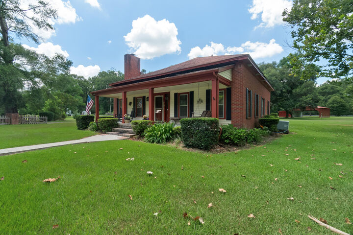 Property Photo:  557 Old Hwy 49  MS 39479 