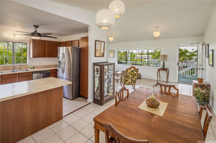 Property Photo:  925 Aalapapa Drive  HI 96734 