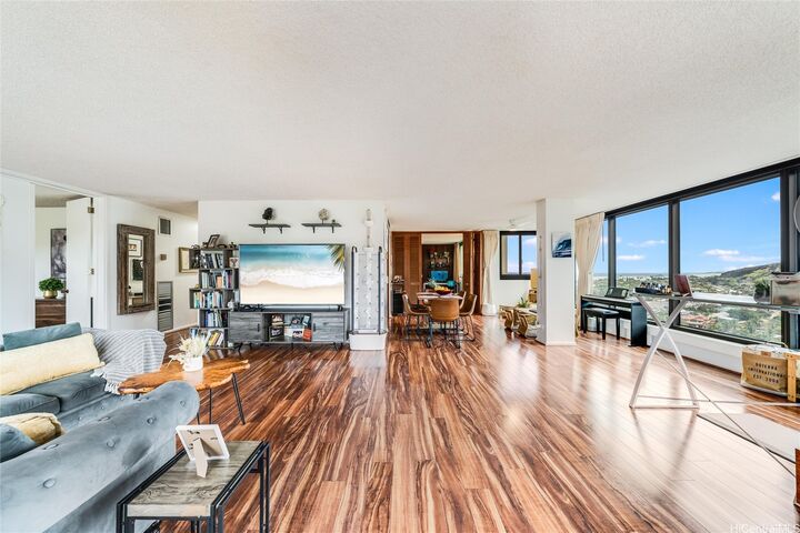 Property Photo:  250 Kawaihae Street 10E  HI 96825 