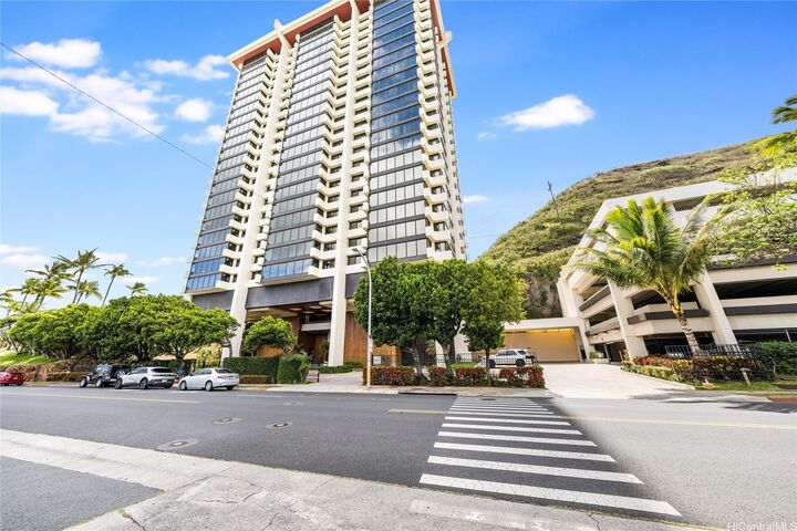 Property Photo: 250 Kawaihae Street 10E HI 96825