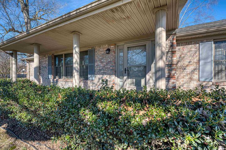 Property Photo:  5540 Kiowa Circle  IN 47715 