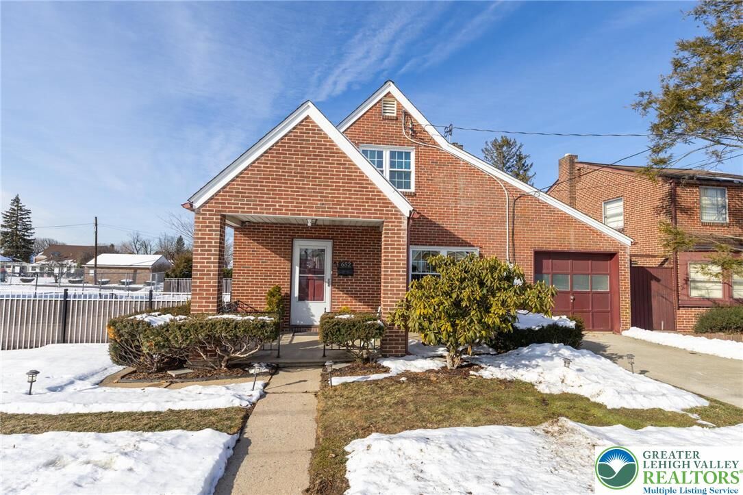 Property Photo:  652 5th Street  PA 18052 
