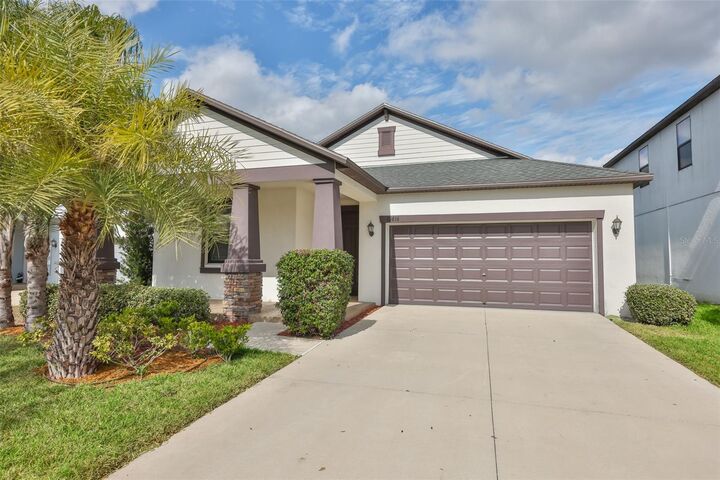 Property Photo: 10616 Great Cormorant Drive FL 33579
