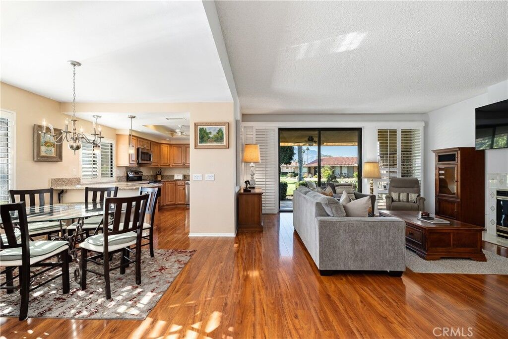 Property Photo: 154 La Cerra CA 92270