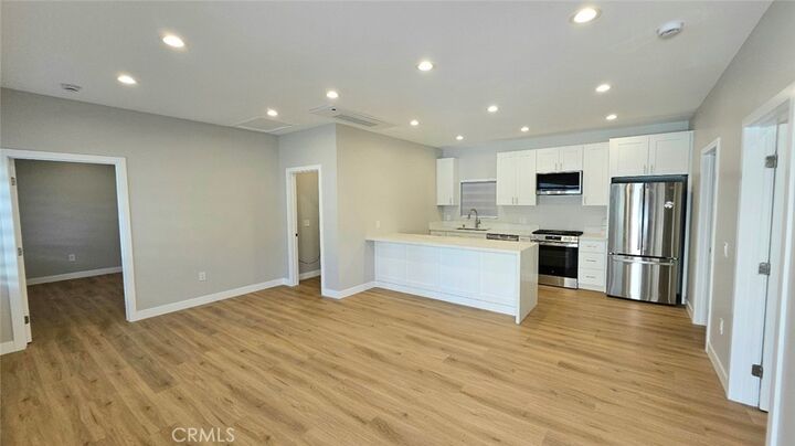 Property Photo:  5350 Rockledge C  CA 90621 