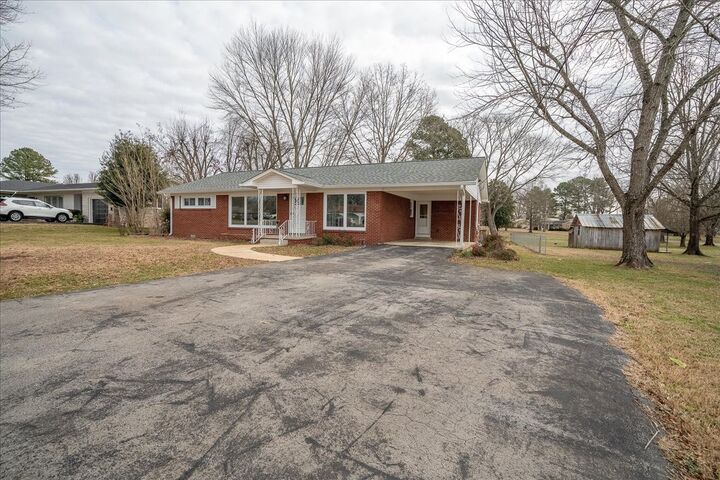 Property Photo:  402 N Military St  TN 38469 